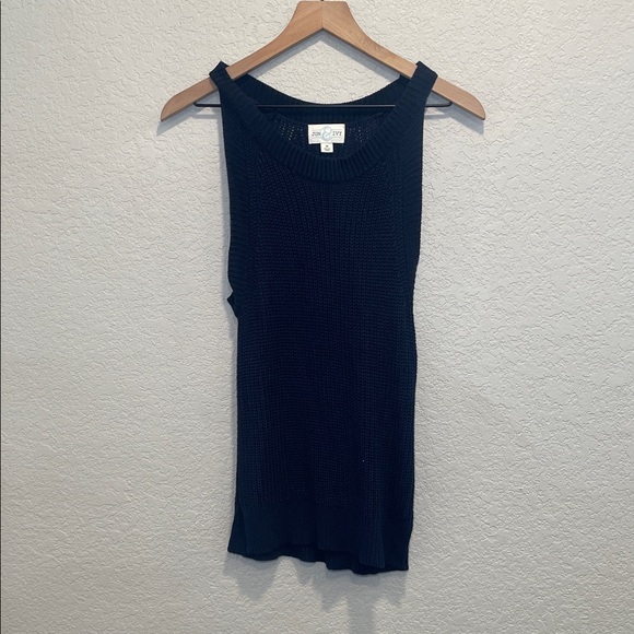 Jun & Ivy Women's Navy Sleeveless Knit Top M - Picture 1 of 8